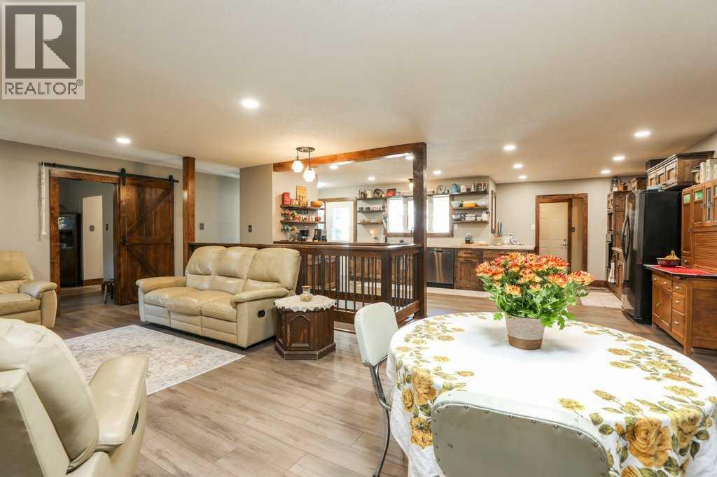 12706 16 Avenue, Blairmore, Alberta  T0K 0E0 - Photo 14 - A2263949