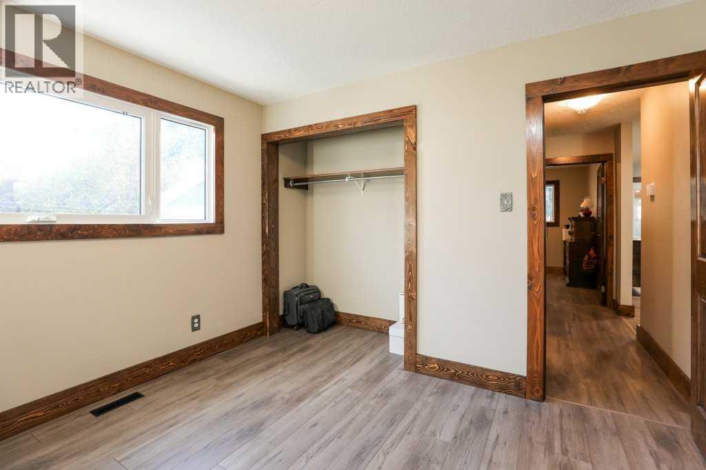 12706 16 Avenue, Blairmore, Alberta  T0K 0E0 - Photo 18 - A2263949
