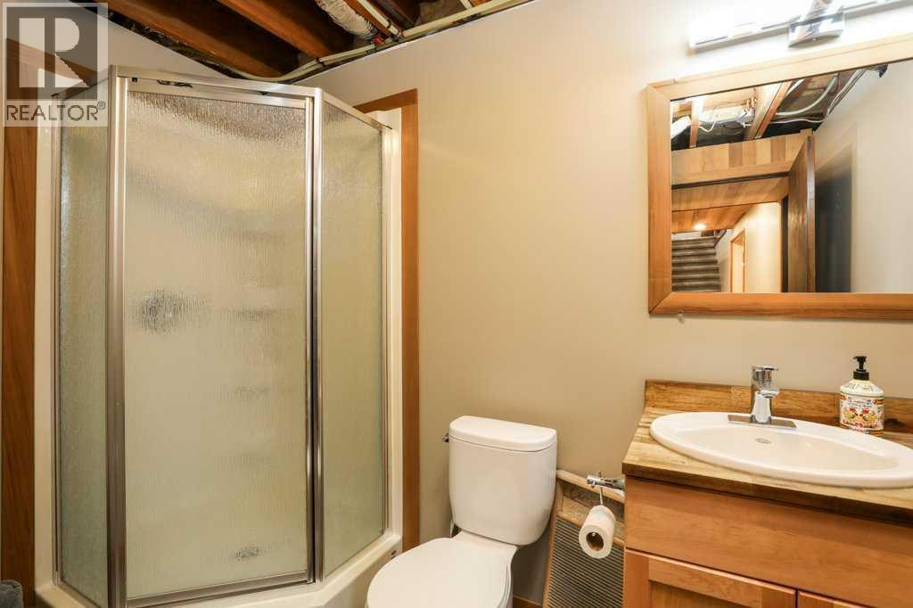 12706 16 Avenue, Blairmore, Alberta  T0K 0E0 - Photo 29 - A2263949
