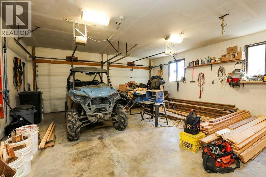 12706 16 Avenue, Blairmore, Alberta  T0K 0E0 - Photo 33 - A2263949