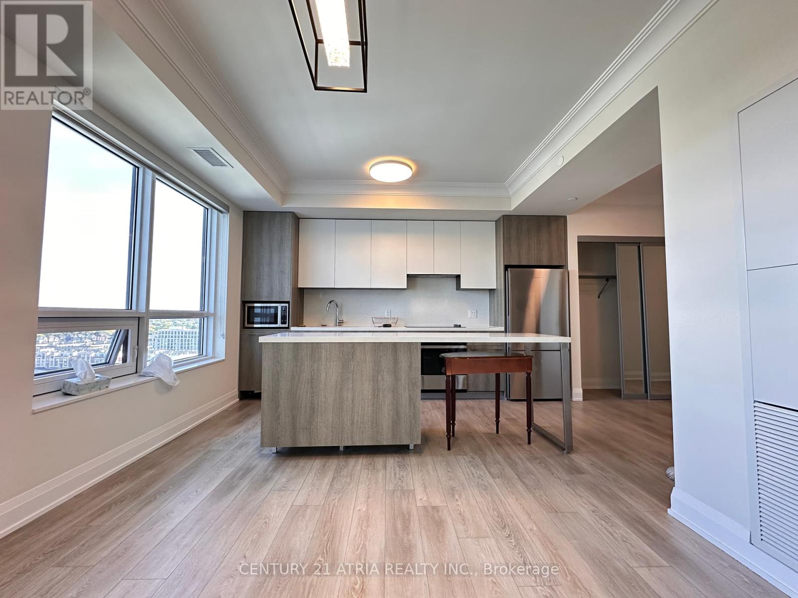 1708 - 18 Water Walk Drive, Markham, Ontario  L3R 6L5 - Photo 2 - N12457978