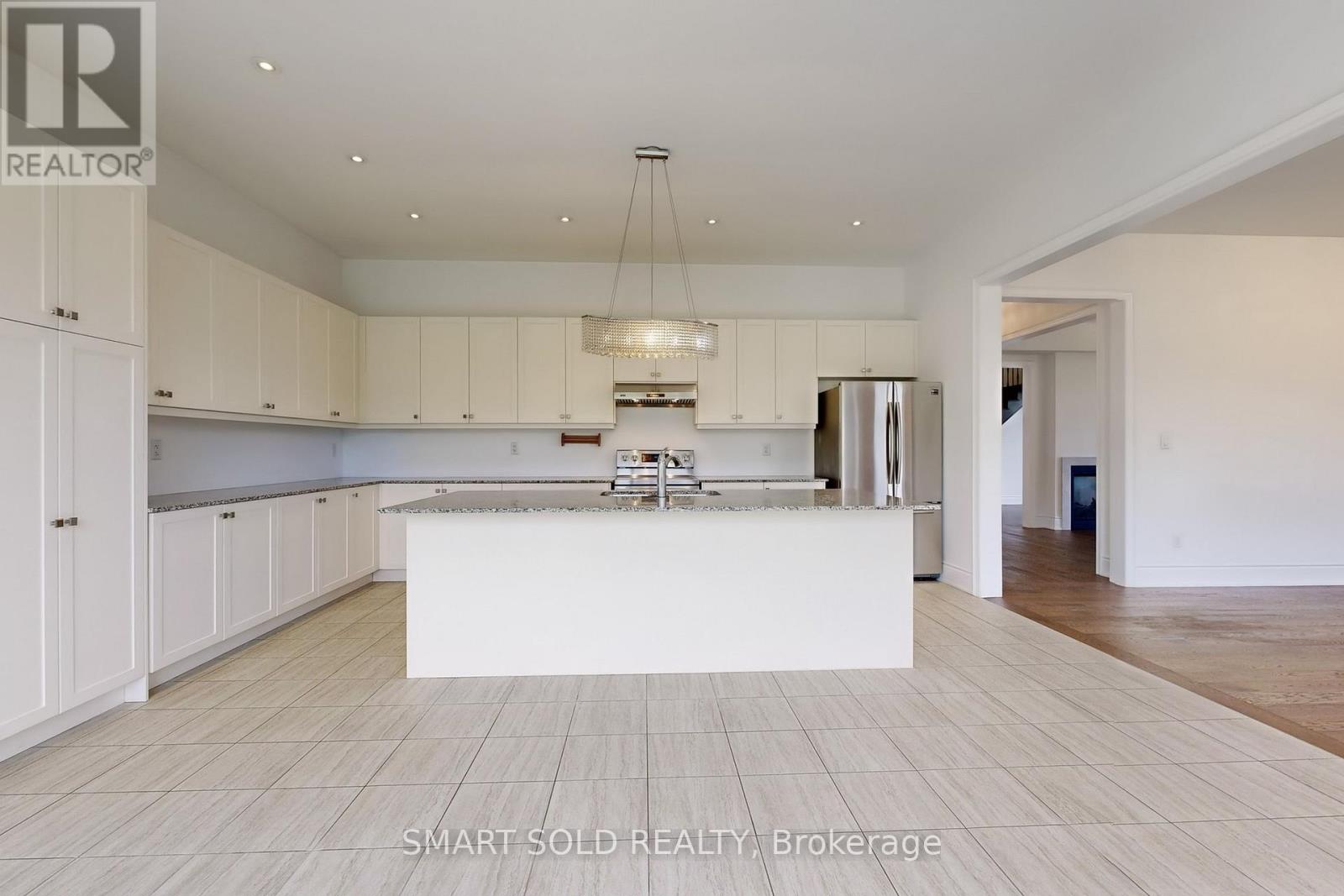259 Stormont Trail, Vaughan, Ontario  L4H 4P6 - Photo 4 - N12457979