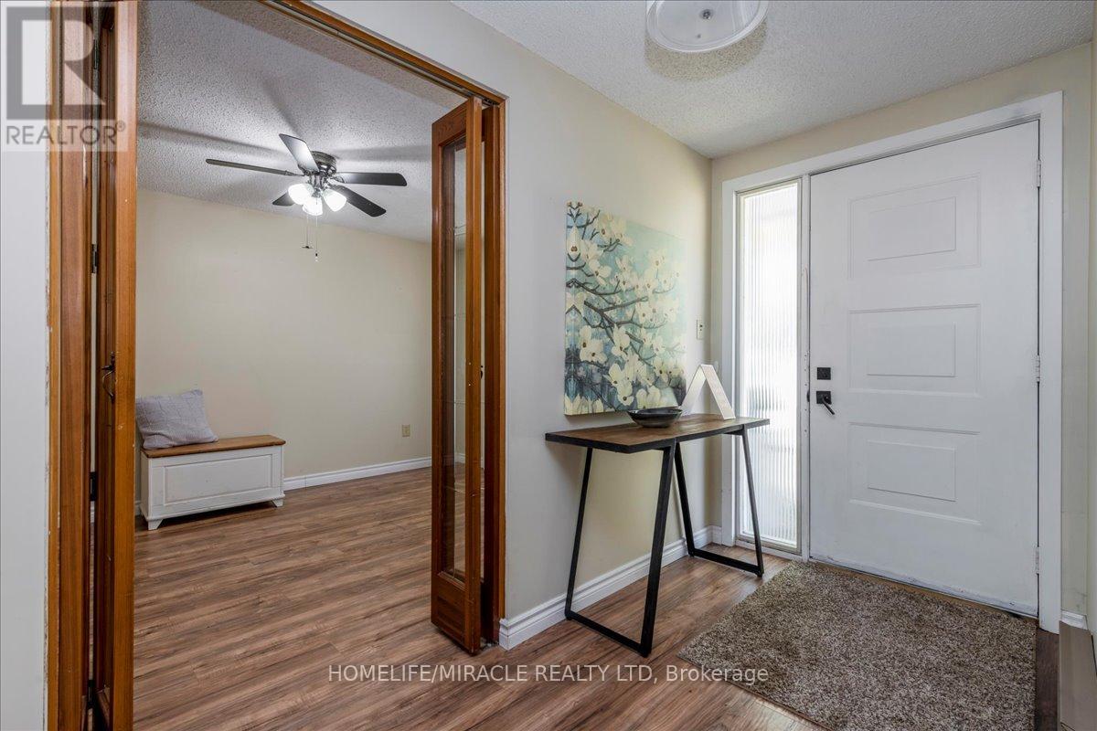 1 Tecumseth Pines Drive, New Tecumseth, Ontario  L0G 1W0 - Photo 2 - N12457989