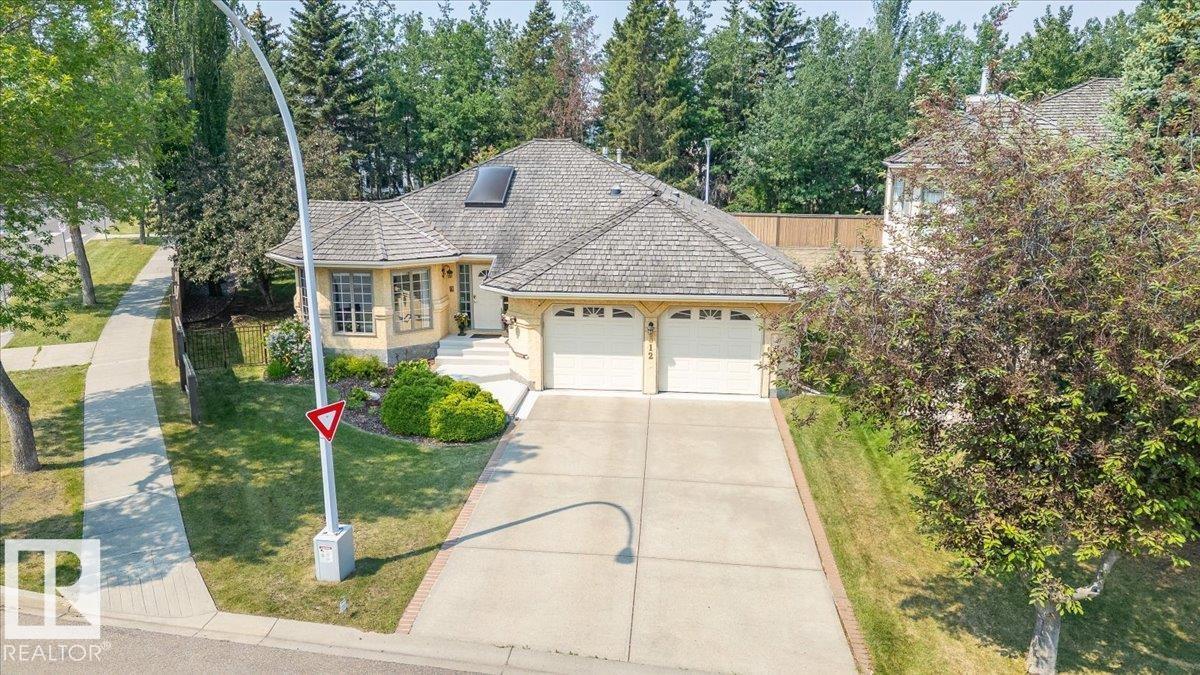 312 Burton Rd Nw, Edmonton, Alberta  T6R 2G7 - Photo 1 - E4457617
