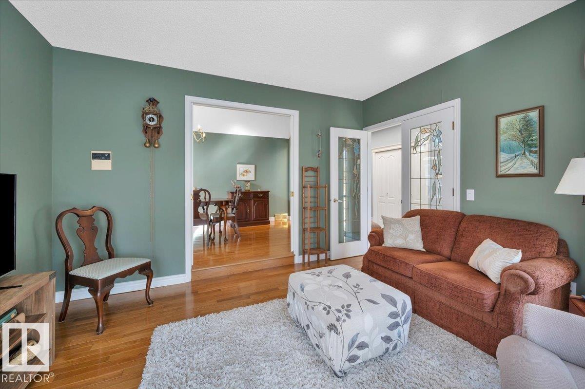 312 Burton Rd Nw, Edmonton, Alberta  T6R 2G7 - Photo 9 - E4457617