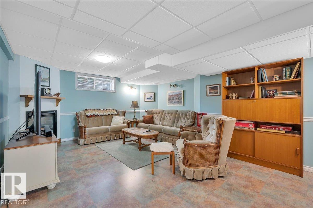 312 Burton Rd Nw, Edmonton, Alberta  T6R 2G7 - Photo 33 - E4457617