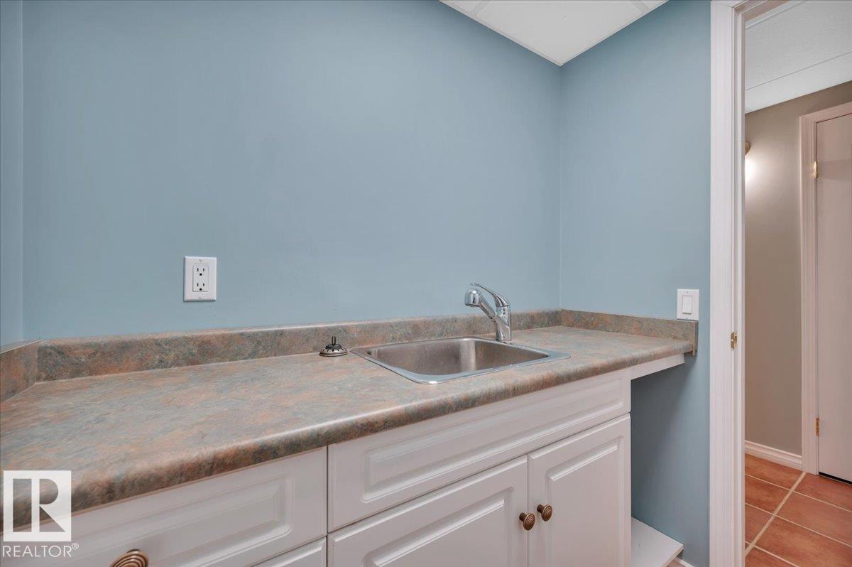 312 Burton Rd Nw, Edmonton, Alberta  T6R 2G7 - Photo 39 - E4457617