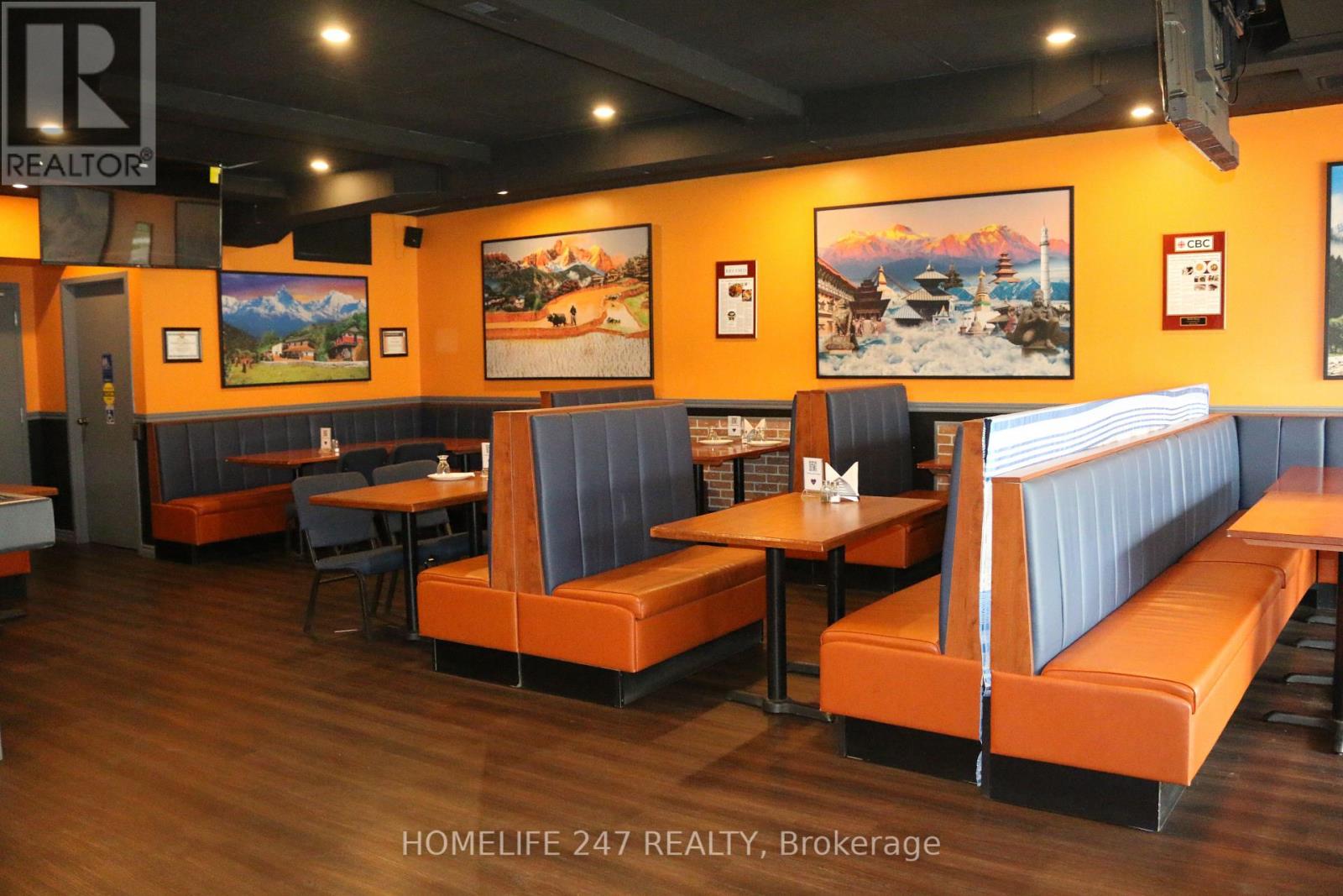 1118 KING STREET E, Cambridge, Ontario