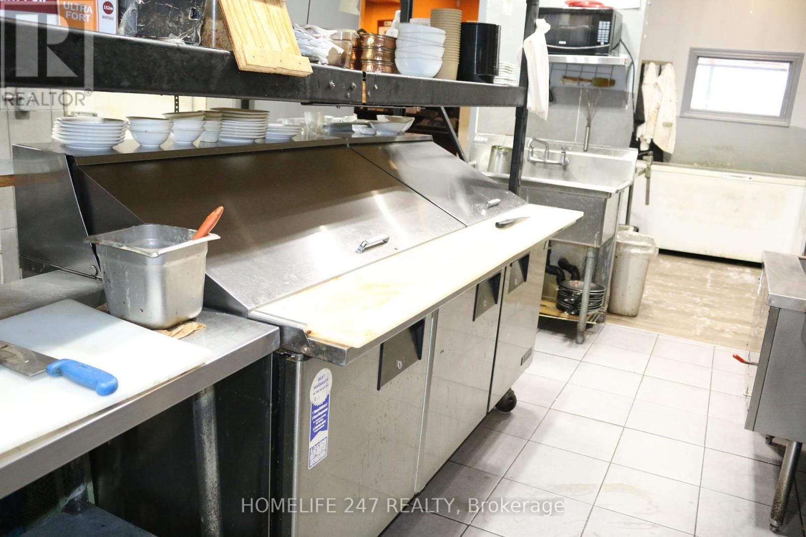 1118 King Street E, Cambridge, Ontario  N3H 3P6 - Photo 13 - X12457977