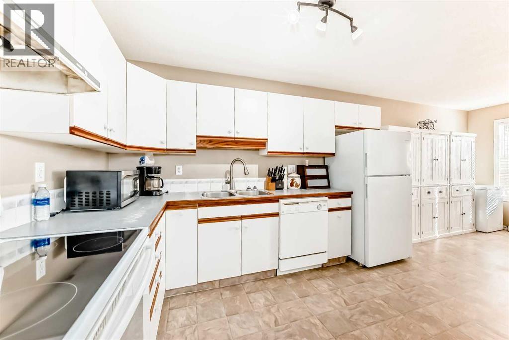 B, 1 Eline Street, Red Deer, Alberta  T4R 2M9 - Photo 3 - A2263665