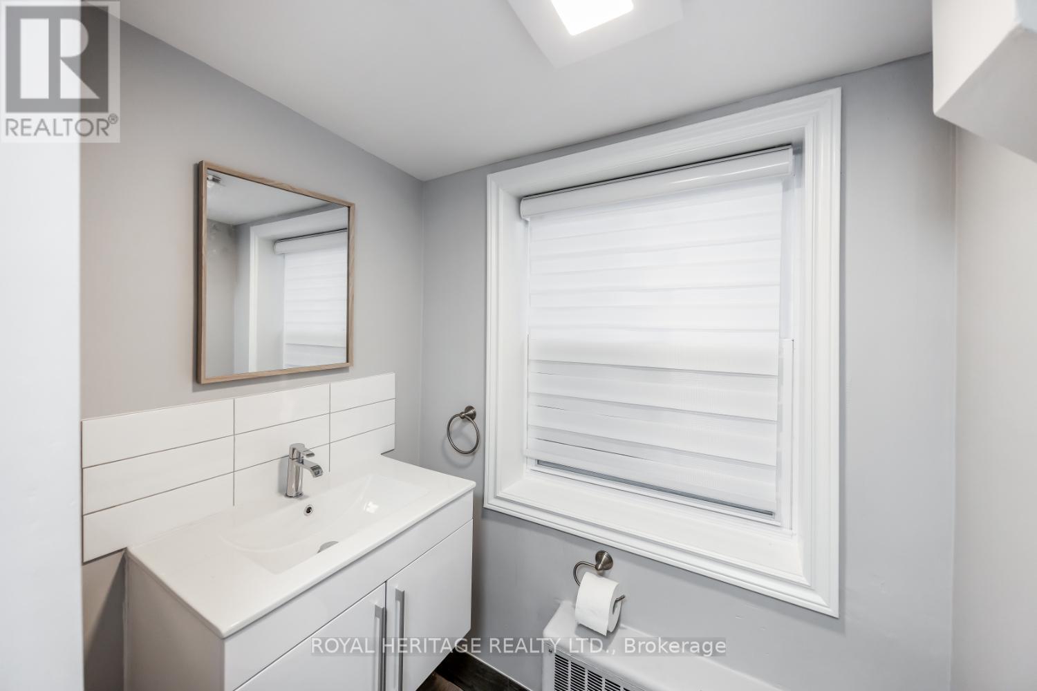 4 - 264 Division Street, Cobourg, Ontario  K9A 3R1 - Photo 11 - X12458003