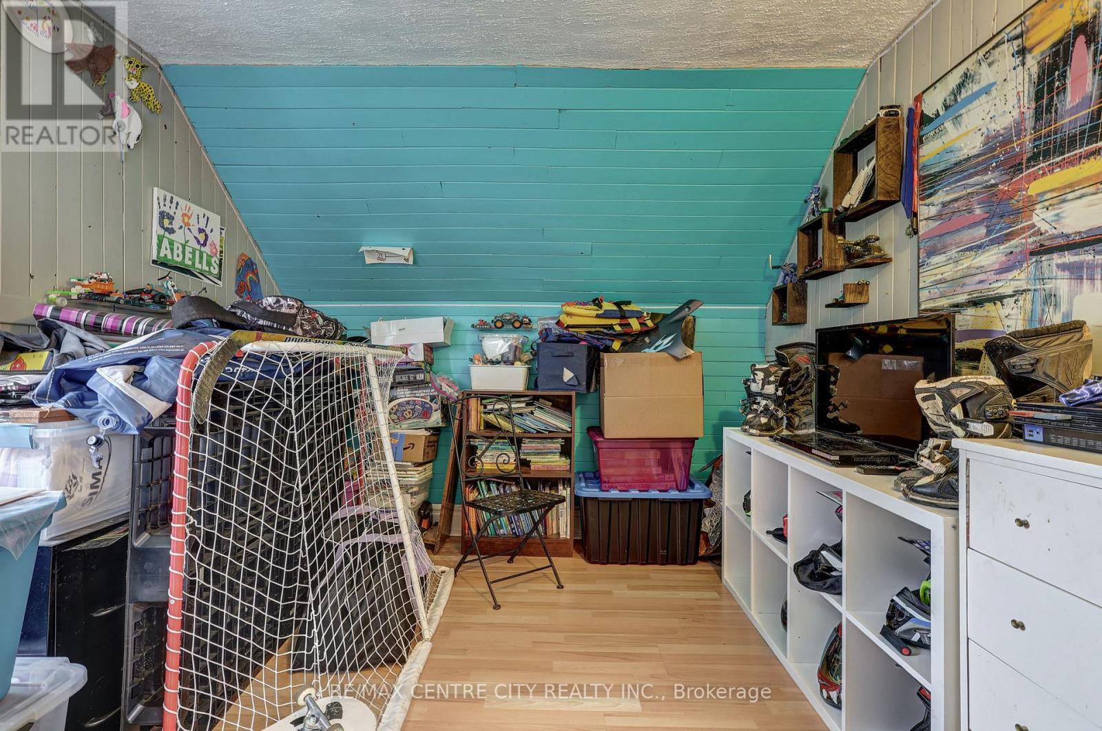 270 Ross Street, St. Thomas, Ontario  N5R 3Y9 - Photo 22 - X12457992