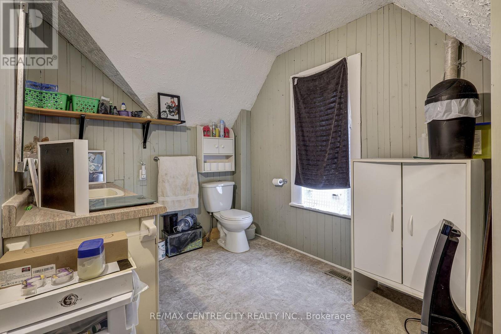 270 Ross Street, St. Thomas, Ontario  N5R 3Y9 - Photo 24 - X12457992