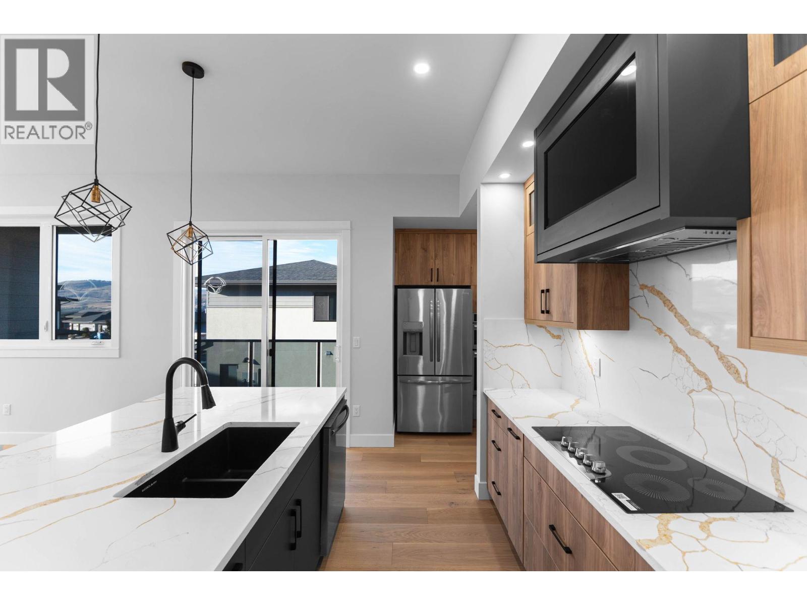 1036 Mt Burnham Drive Vernon, BC V1B0B2_17