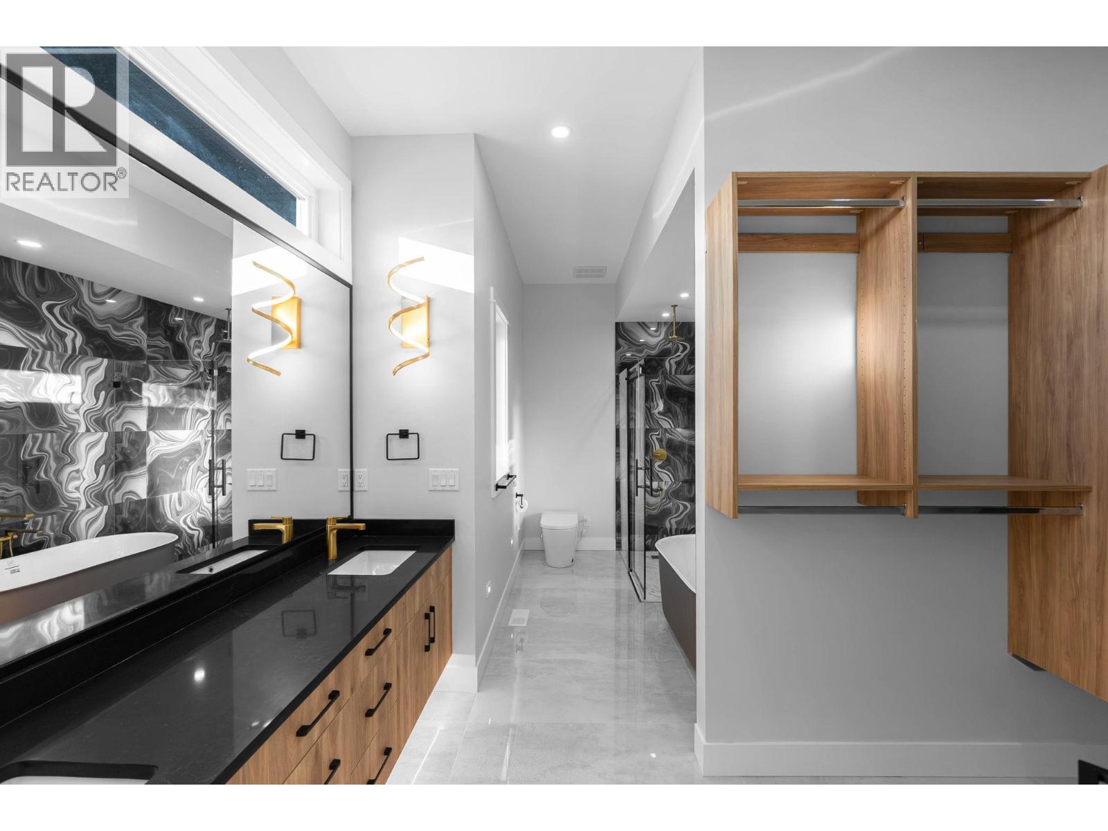 1036 Mt Burnham Drive Vernon, BC V1B0B2_24
