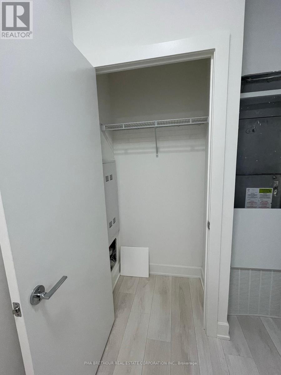 1001 - 15 Mercer Street, Toronto, Ontario  M5V 0T8 - Photo 2 - C12457997