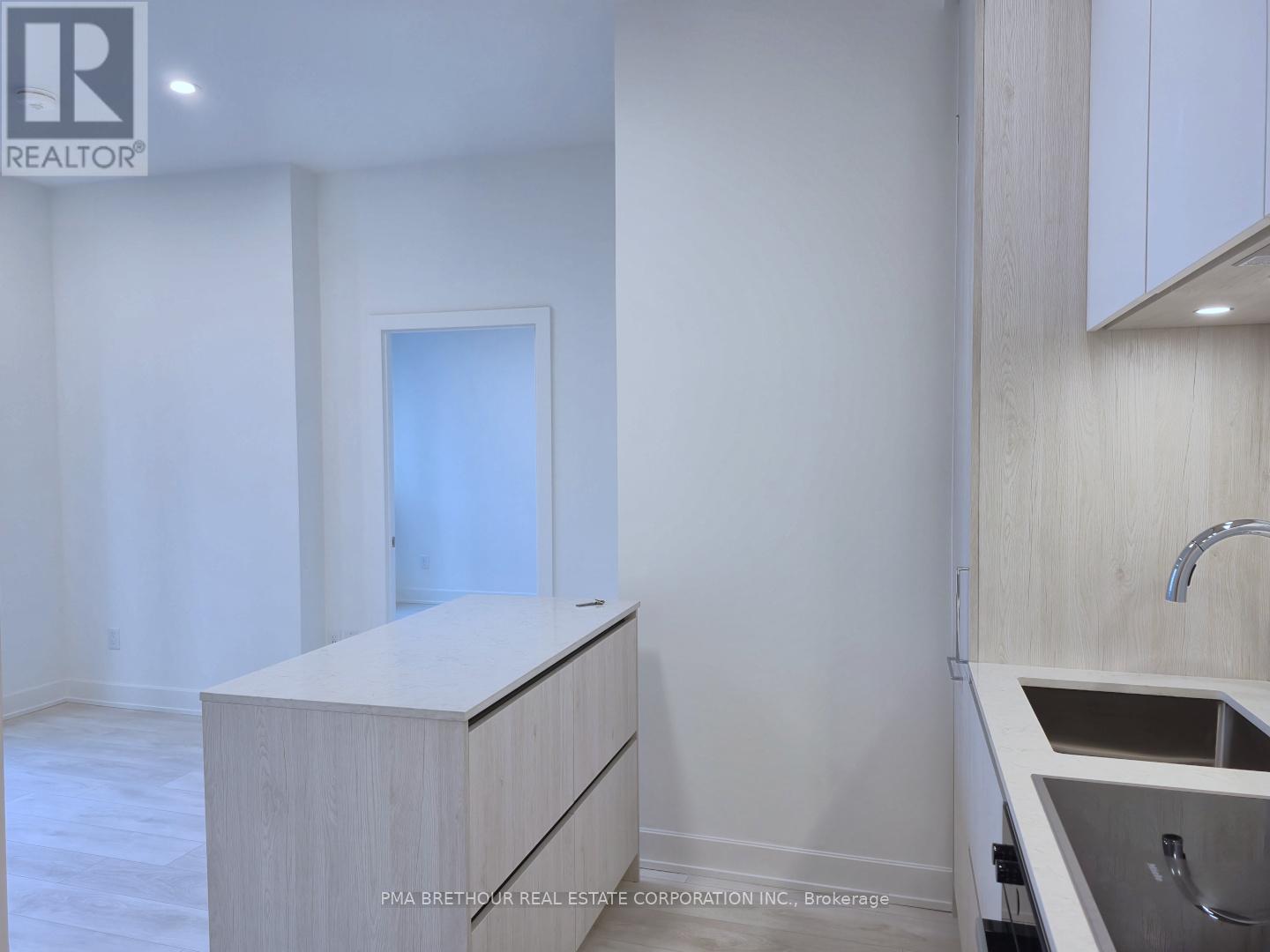 1001 - 15 Mercer Street, Toronto, Ontario  M5V 0T8 - Photo 6 - C12457997