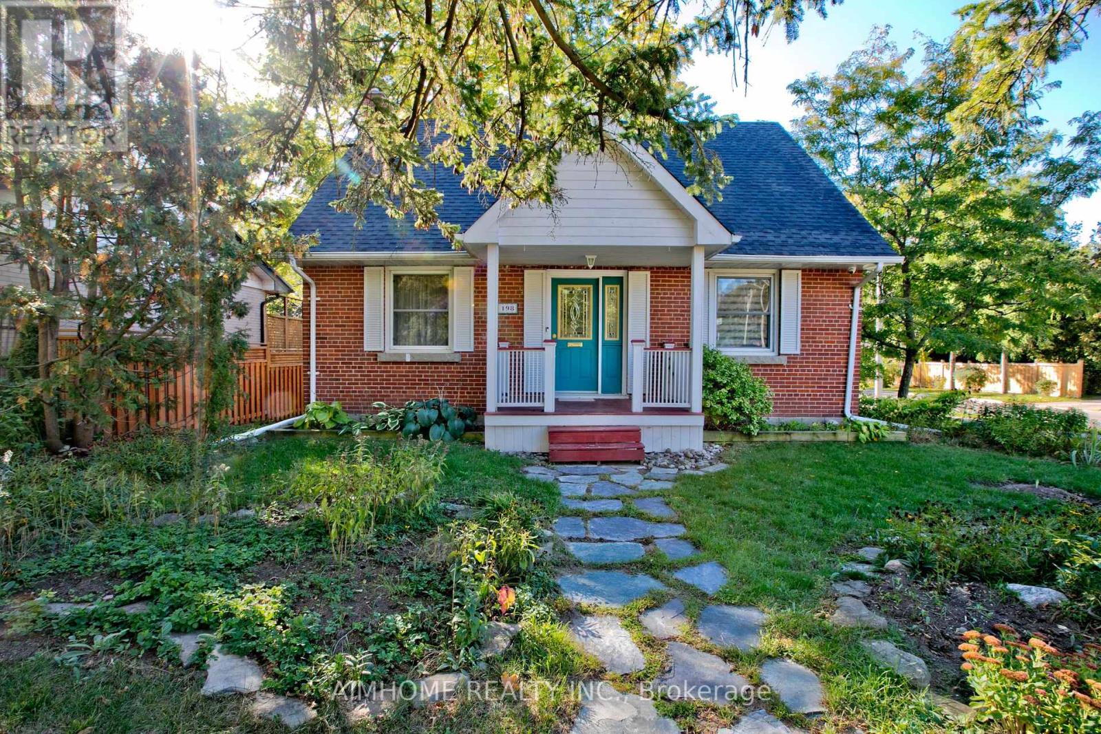 198 MILL STREET, Richmond Hill, Ontario