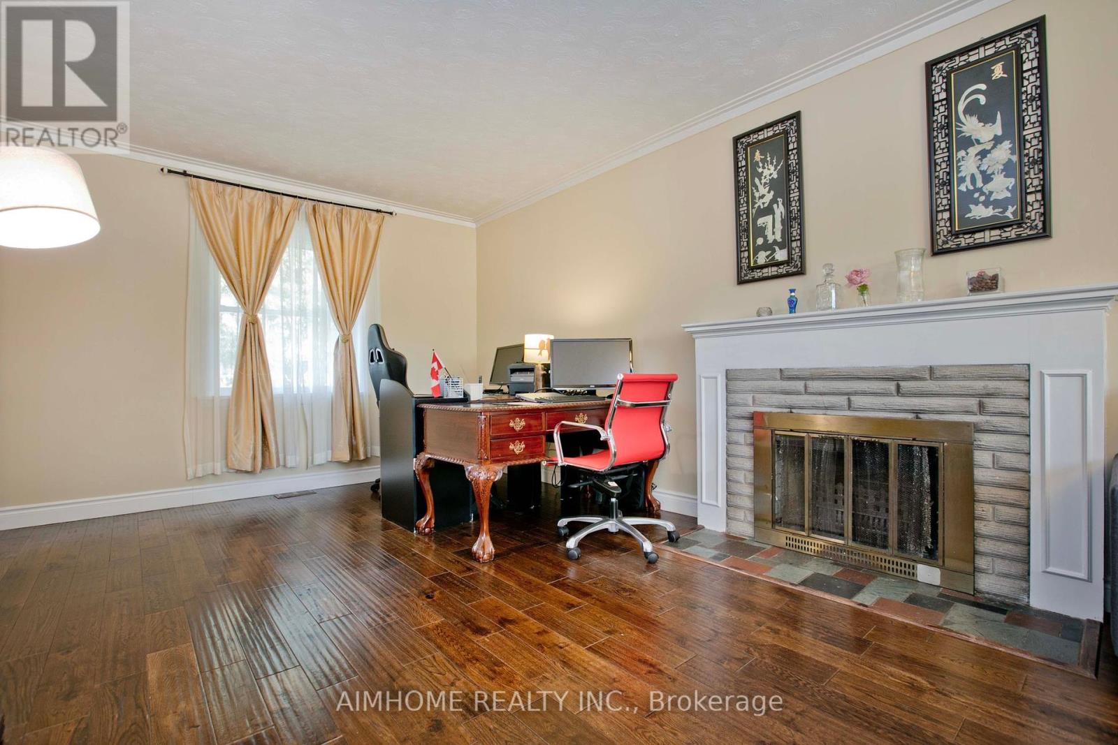 198 Mill Street, Richmond Hill, Ontario  L4C 4B2 - Photo 7 - N12457995