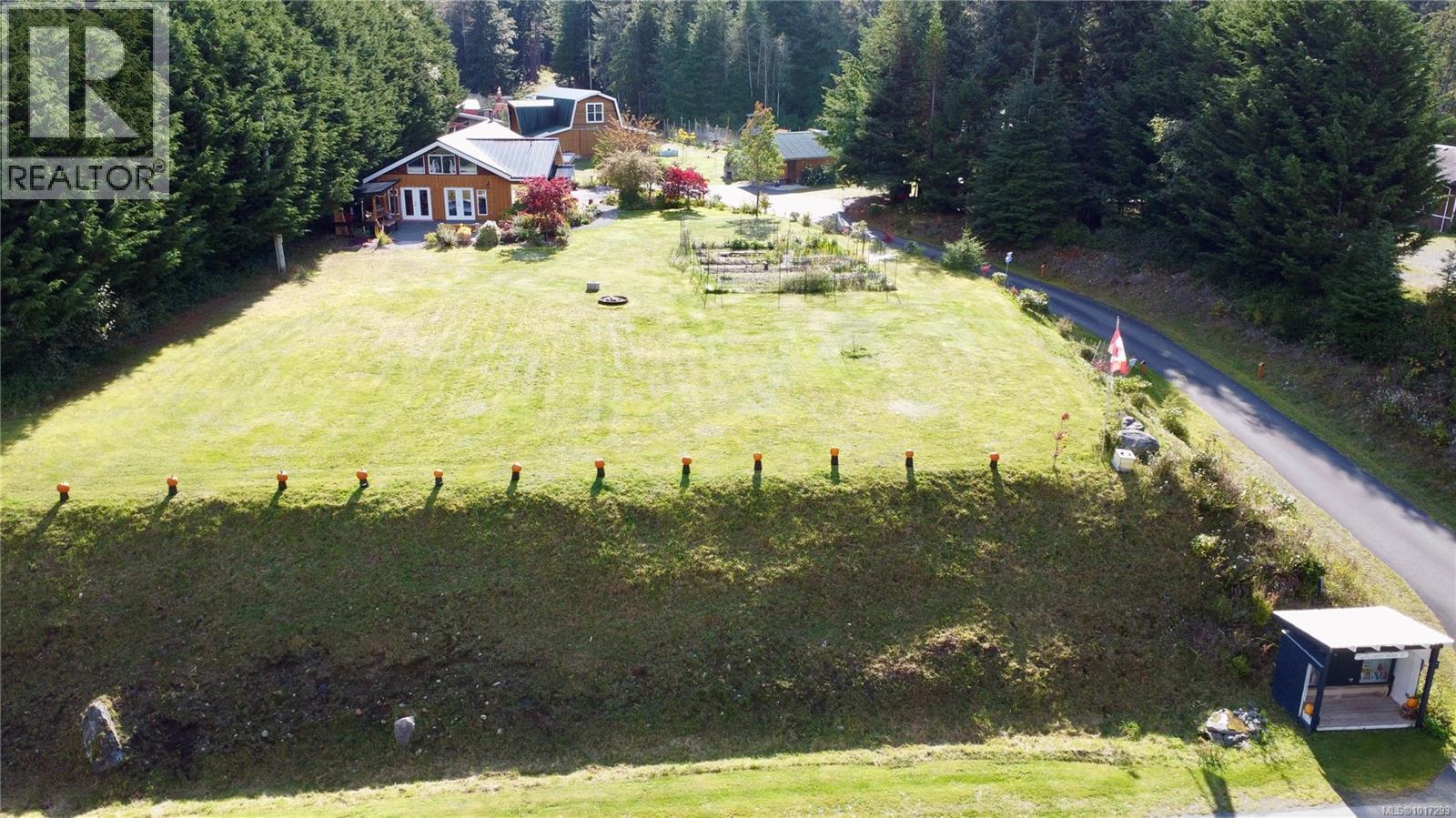 885 Lanqvist Rd, Hyde Creek, British Columbia