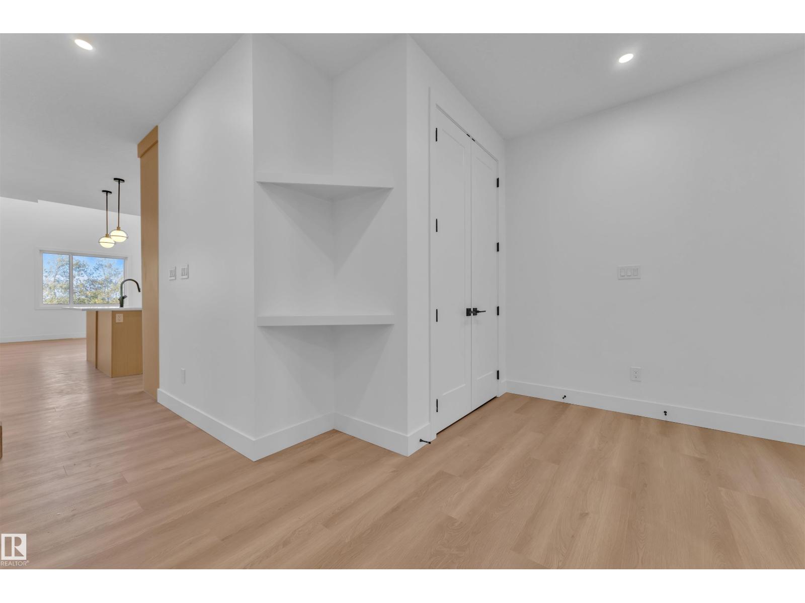 8451 Mayday Link Sw Sw, Edmonton, Alberta  T6X 3G1 - Photo 4 - E4461798