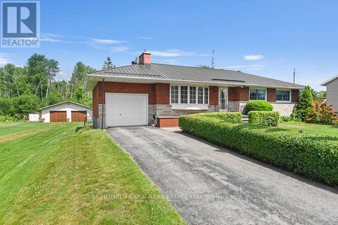 1190 County Rd 2 Road, Elizabethtown-Kitley, Ontario  K6V 5T3 - Photo 1 - X12458032