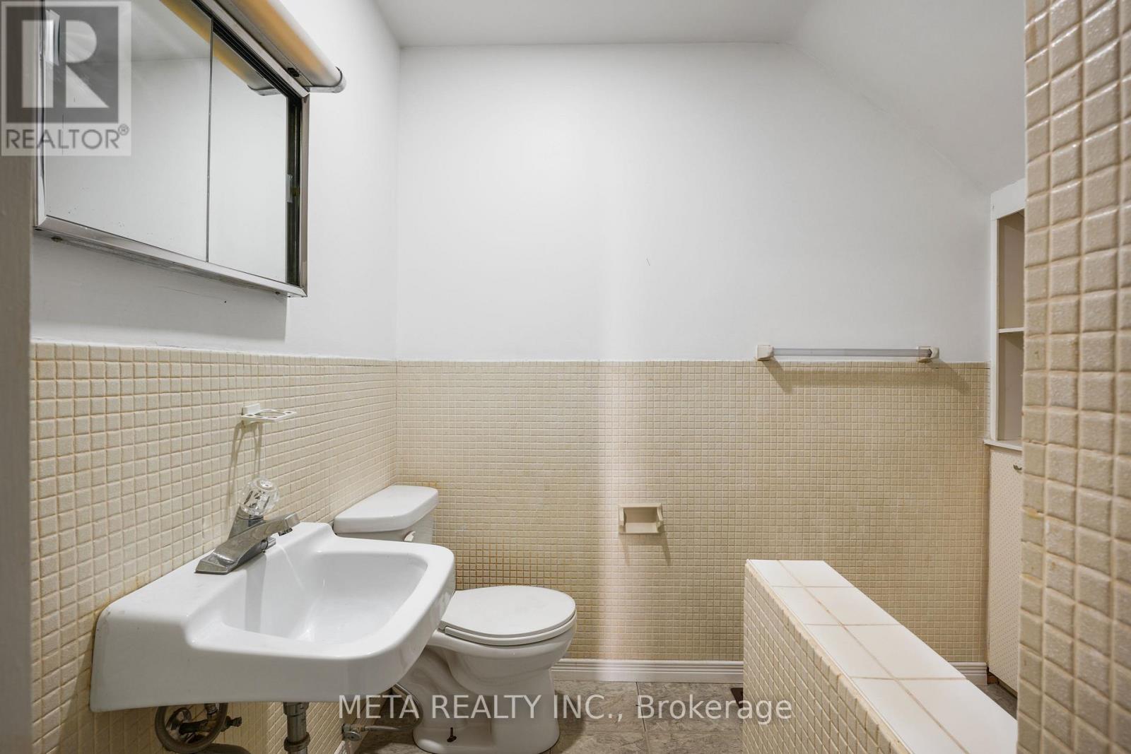3 Hastings Street N, Bancroft, Ontario  K0L 1C0 - Photo 35 - X12457971