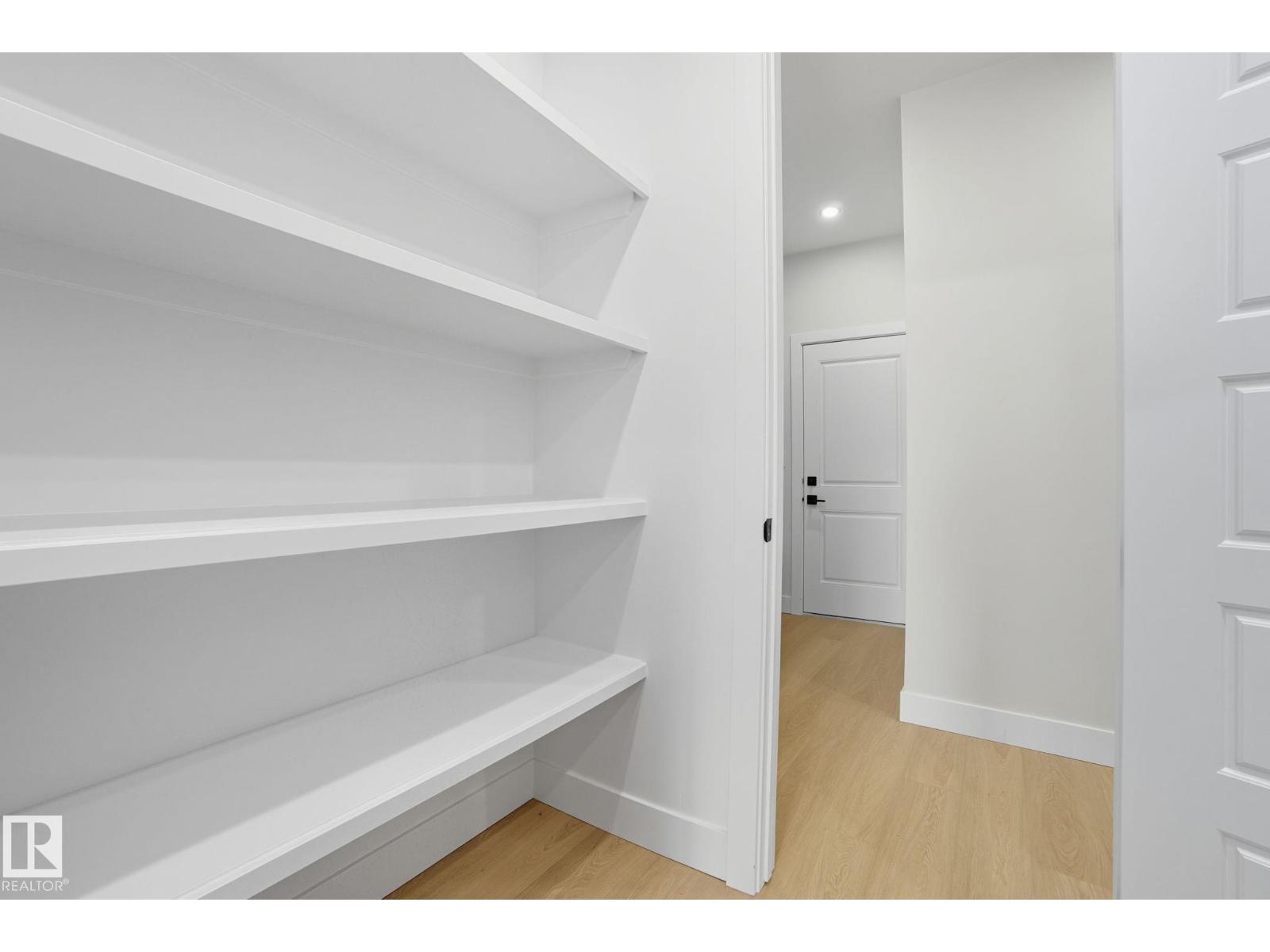 8105 Gourlay Pl Nw, Edmonton, Alberta  T7T 5E9 - Photo 15 - E4461801