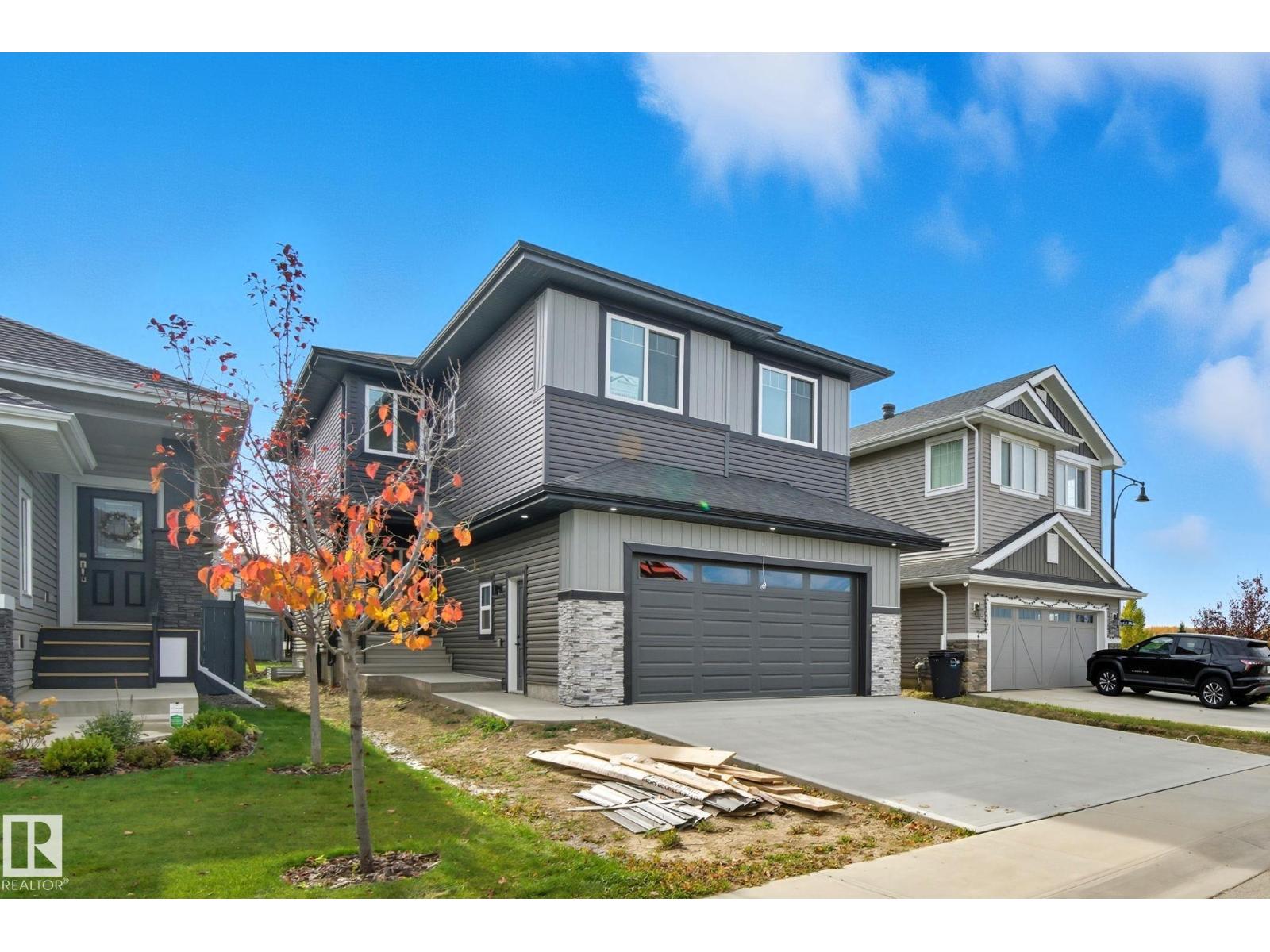 8105 Gourlay Pl Nw, Edmonton, Alberta  T7T 5E9 - Photo 2 - E4461801