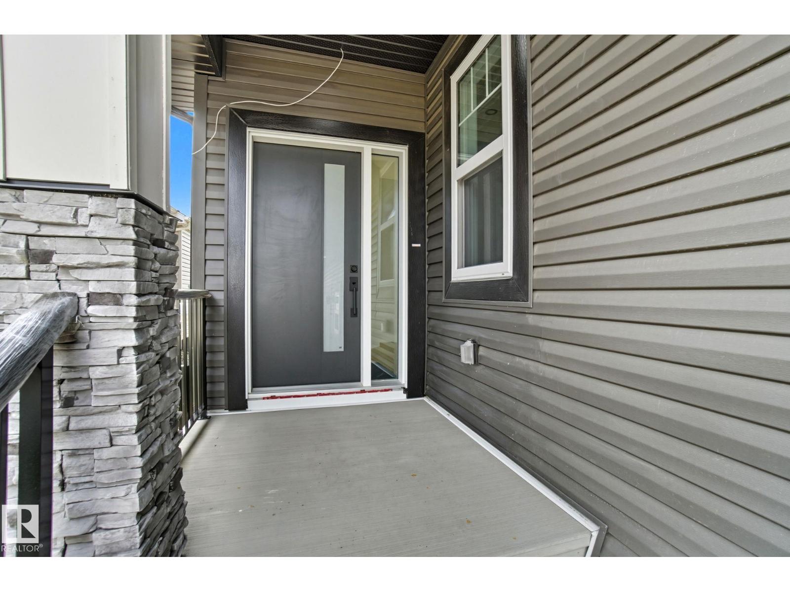 8105 Gourlay Pl Nw, Edmonton, Alberta  T7T 5E9 - Photo 4 - E4461801