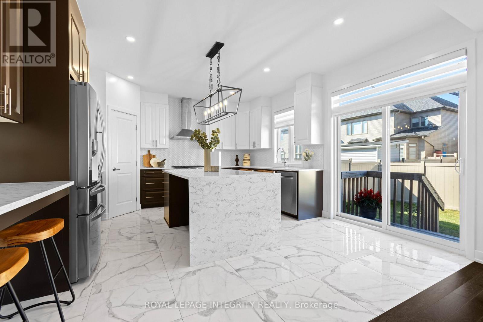 107 Heirloom Street, Ottawa, Ontario  K4M 0L3 - Photo 15 - X12458016