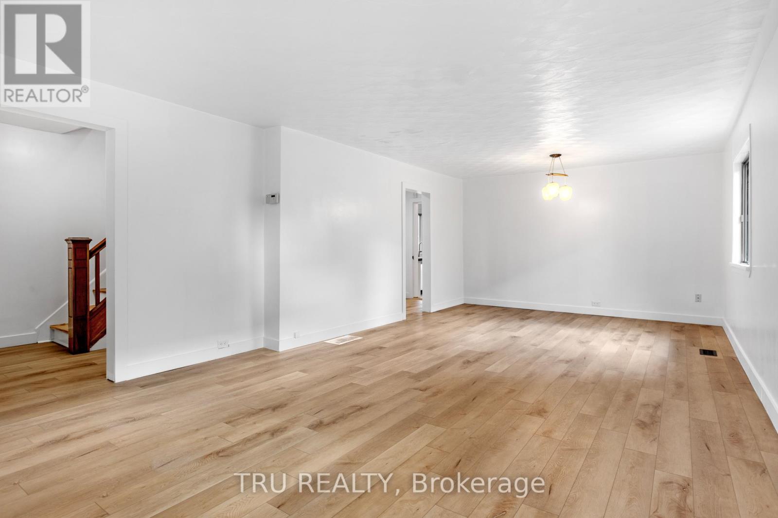 1 - 2235 Webster Avenue, Ottawa, Ontario  K1H 7H1 - Photo 17 - X12458034