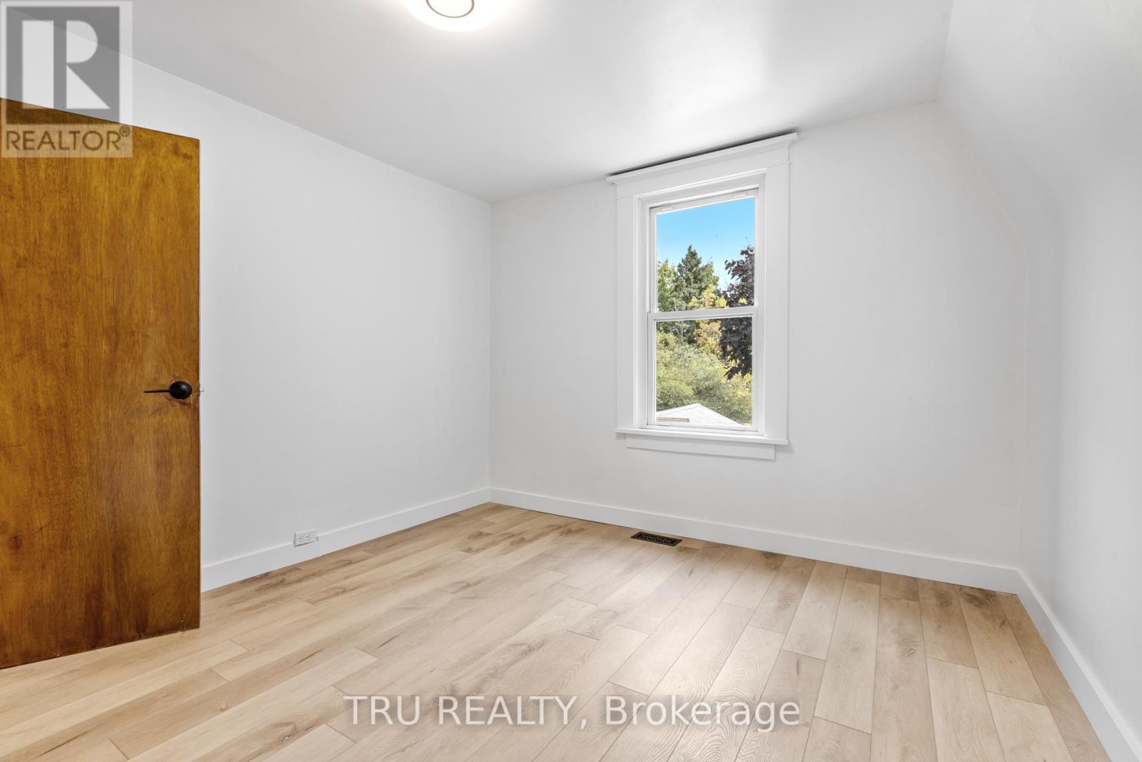 1 - 2235 Webster Avenue, Ottawa, Ontario  K1H 7H1 - Photo 25 - X12458034