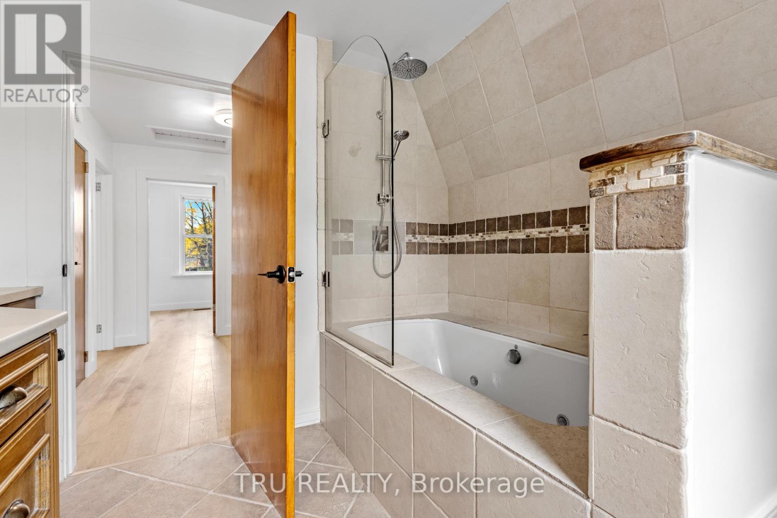 1 - 2235 Webster Avenue, Ottawa, Ontario  K1H 7H1 - Photo 28 - X12458034