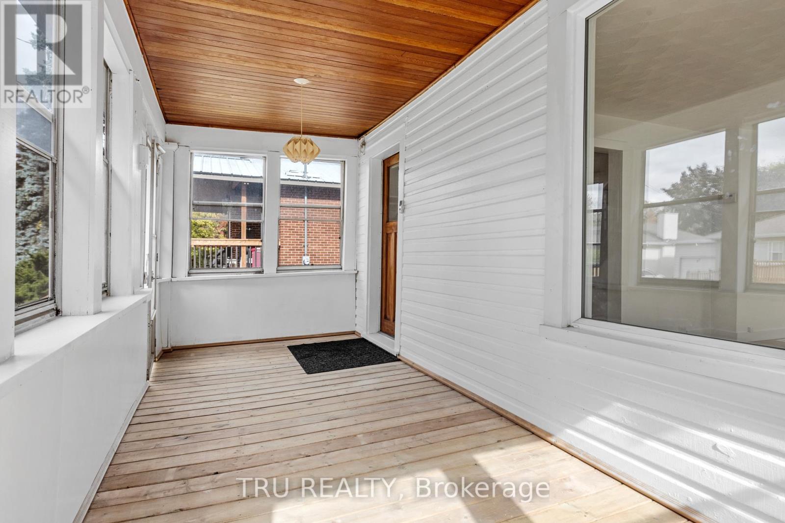 1 - 2235 Webster Avenue, Ottawa, Ontario  K1H 7H1 - Photo 30 - X12458034