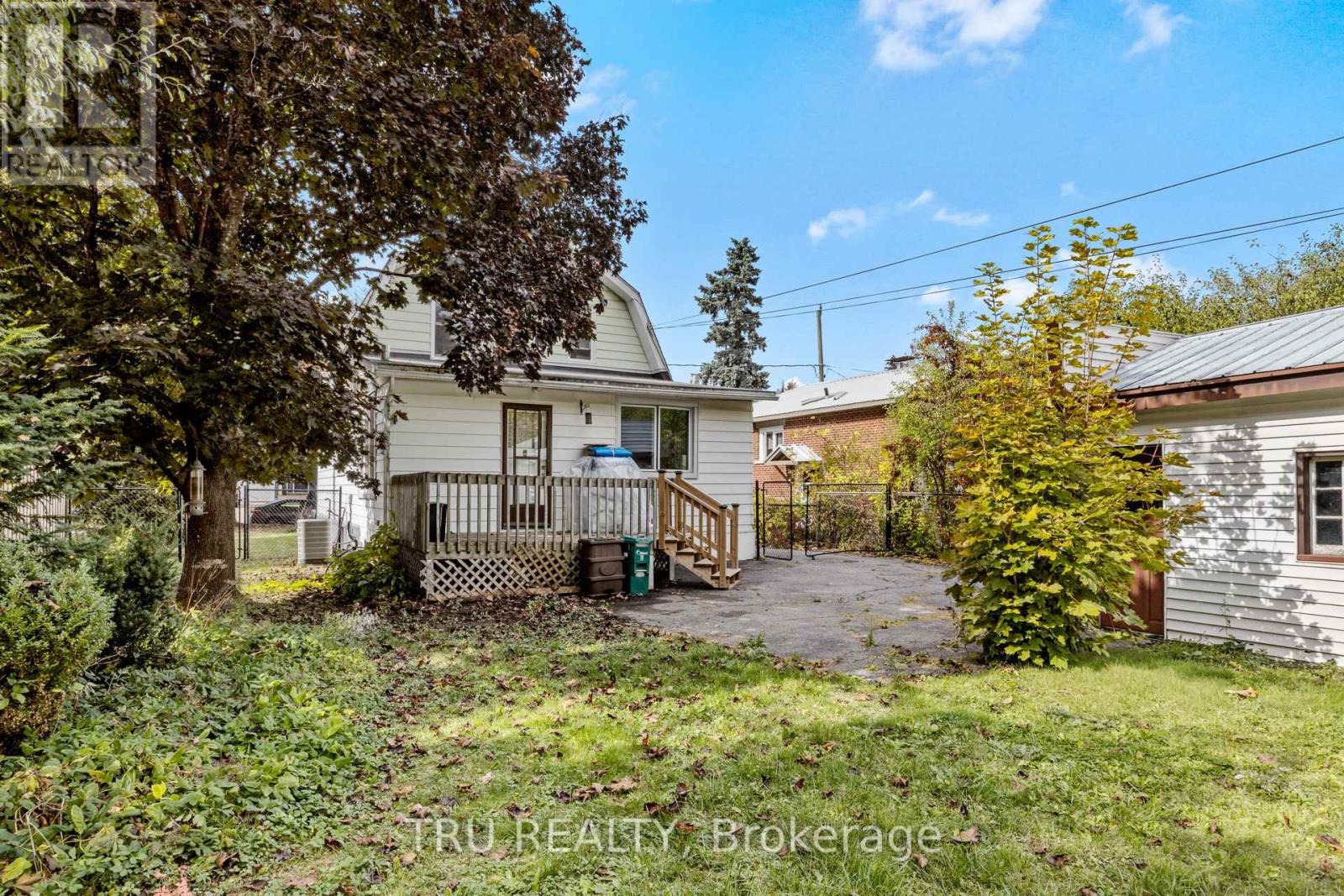 1 - 2235 Webster Avenue, Ottawa, Ontario  K1H 7H1 - Photo 33 - X12458034