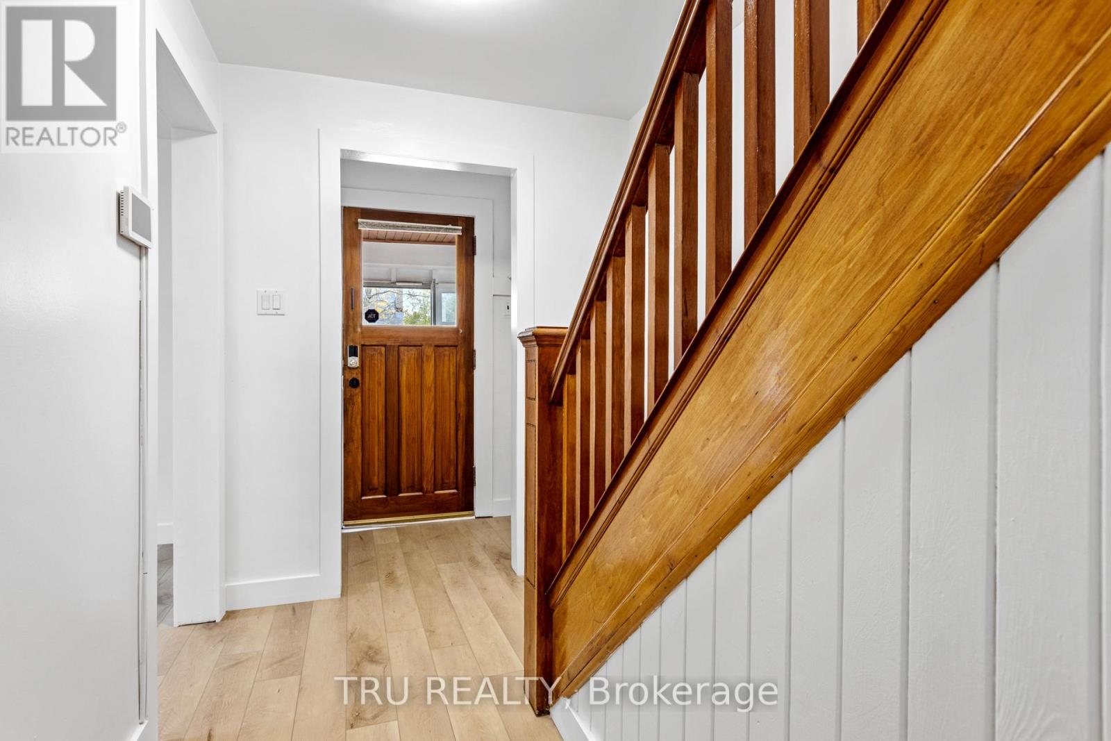 1 - 2235 Webster Avenue, Ottawa, Ontario  K1H 7H1 - Photo 4 - X12458034