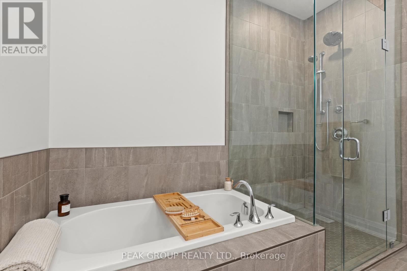 8 - 8974 Willoughby Drive, Niagara Falls, Ontario  L2G 0Y8 - Photo 27 - X12458031