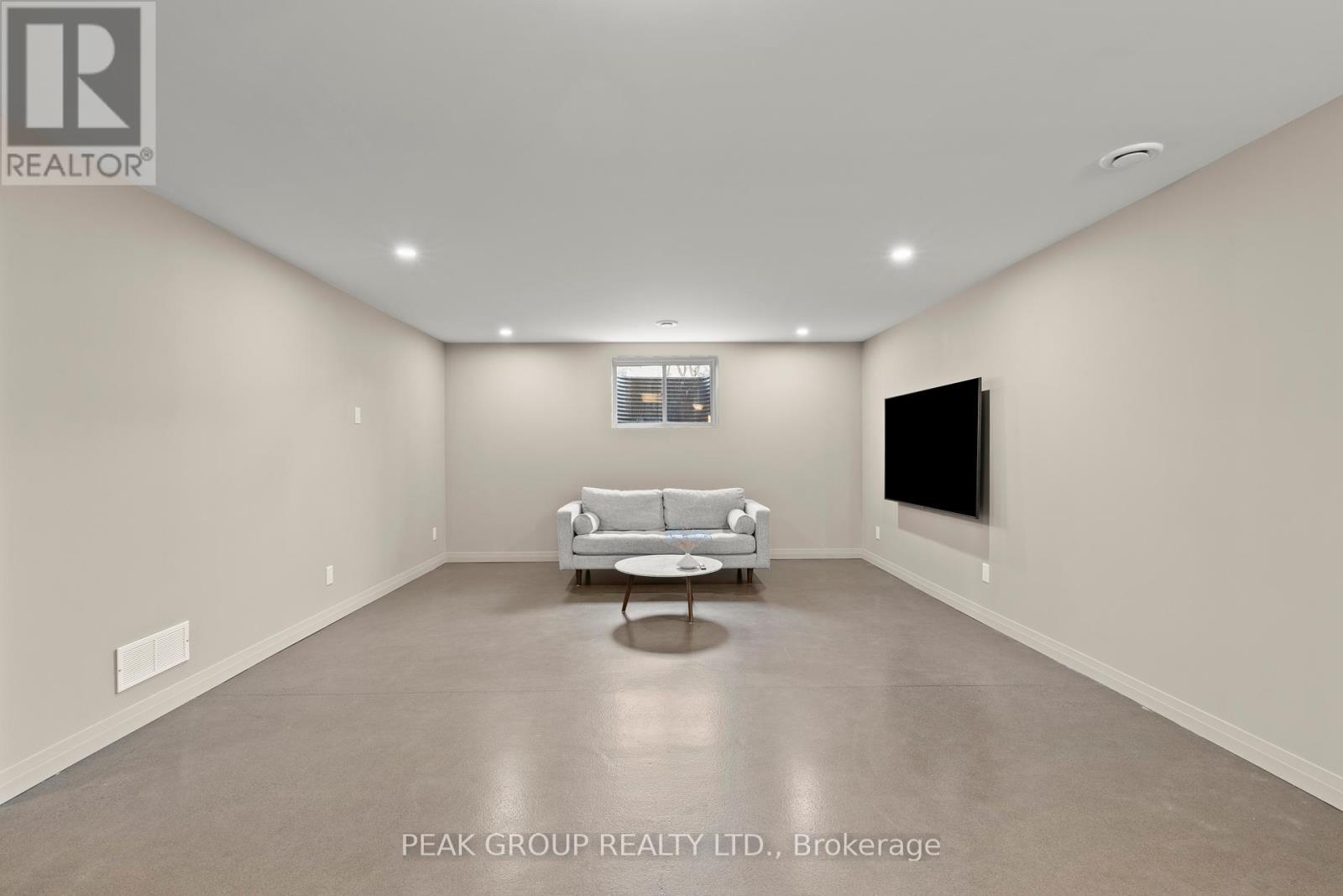 8 - 8974 Willoughby Drive, Niagara Falls, Ontario  L2G 0Y8 - Photo 30 - X12458031