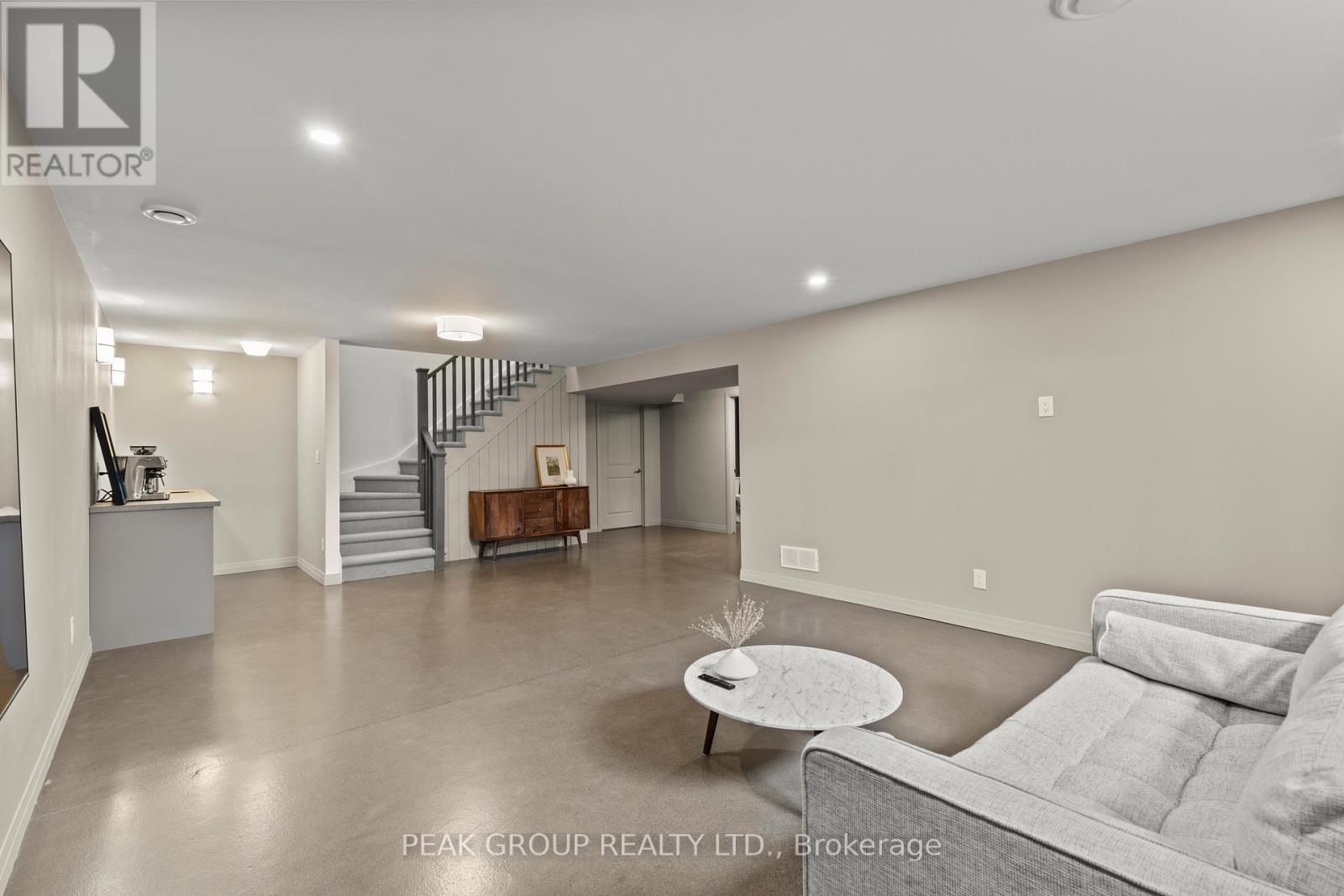8 - 8974 Willoughby Drive, Niagara Falls, Ontario  L2G 0Y8 - Photo 33 - X12458031