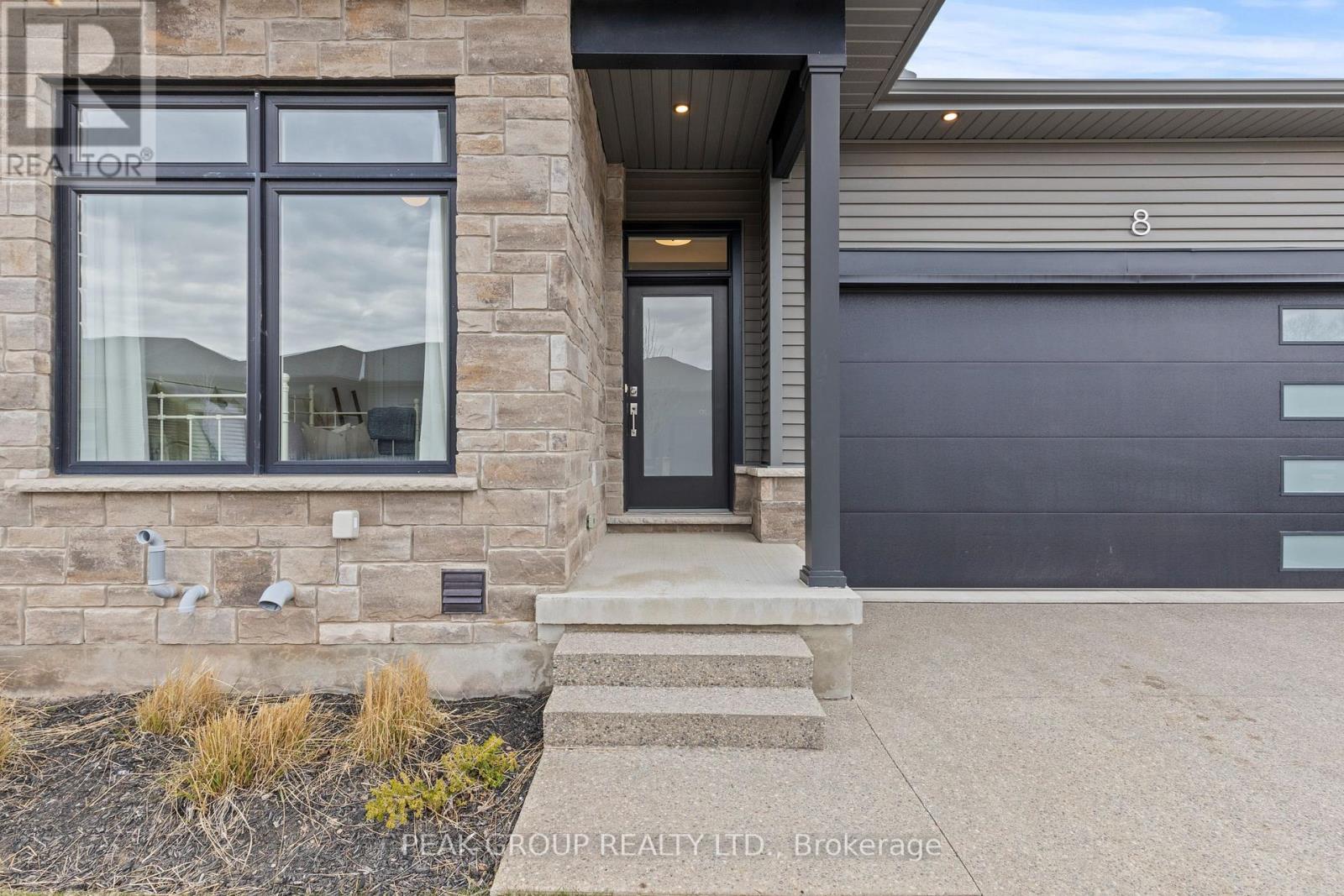 8 - 8974 Willoughby Drive, Niagara Falls, Ontario  L2G 0Y8 - Photo 6 - X12458031