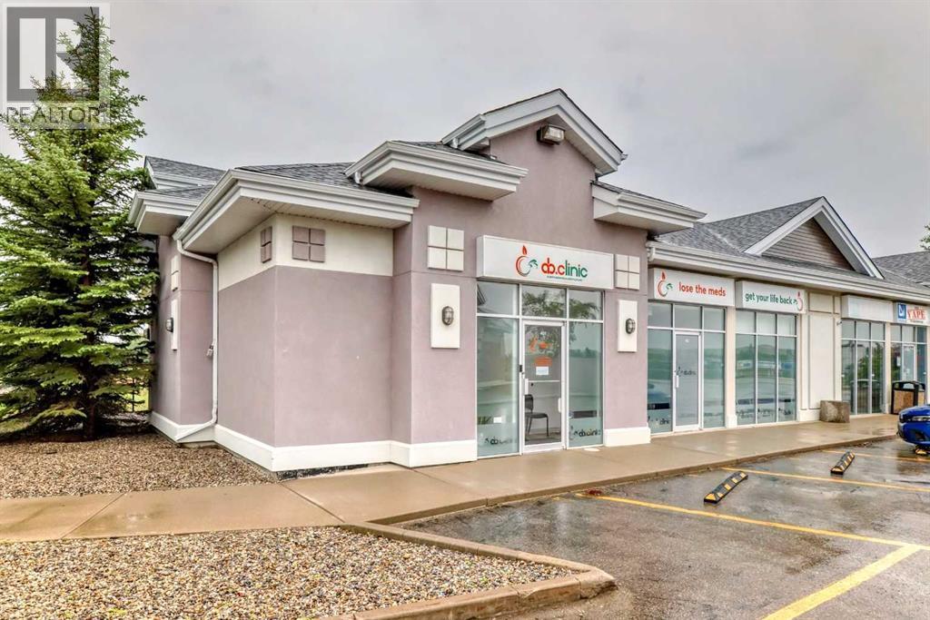 402, 191 Edwards Way Sw, Airdrie, Alberta  T4B 2B7 - Photo 1 - A2234261