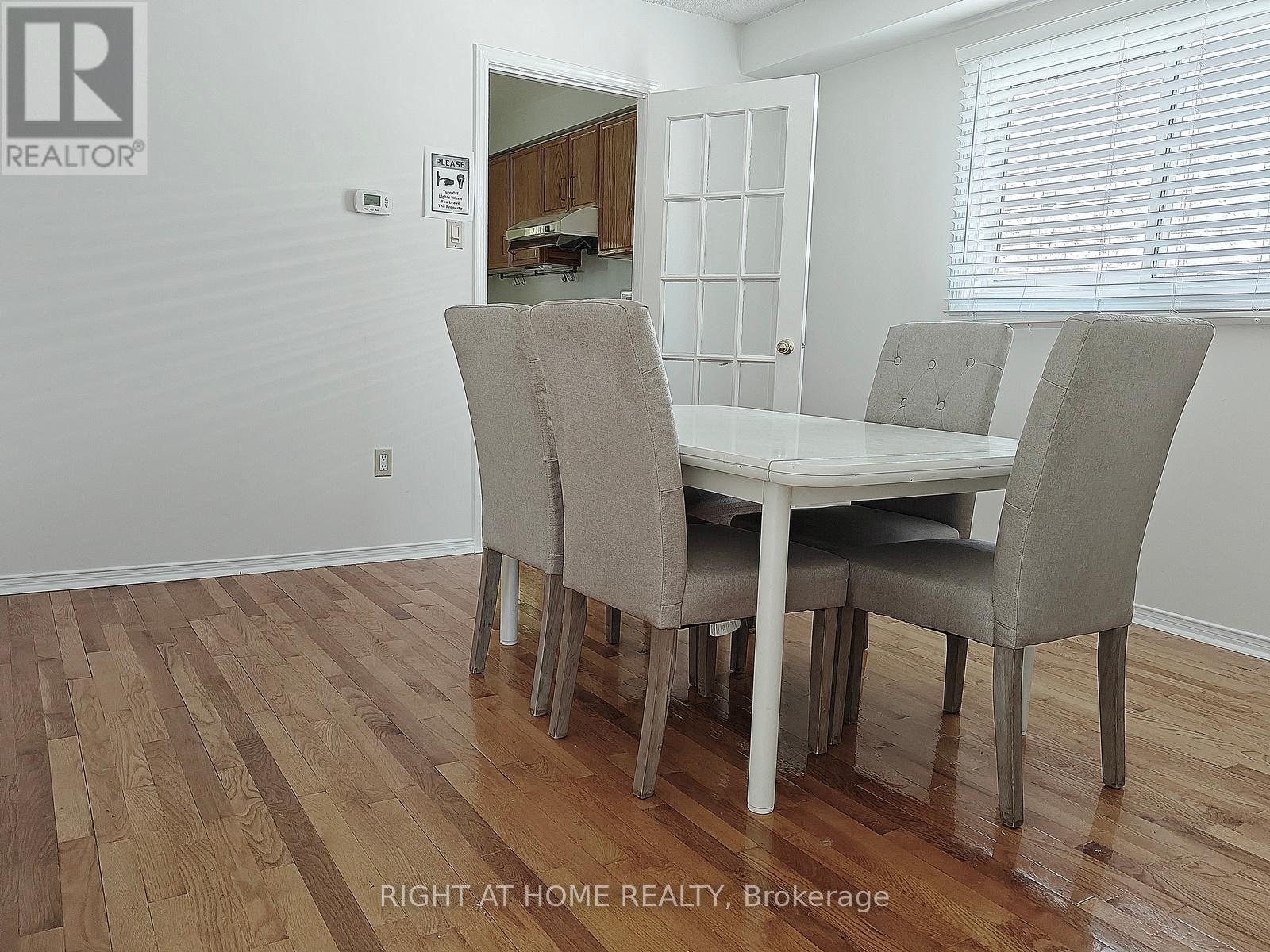 116 Cooperage Crescent, Richmond Hill, Ontario  L4C 9L8 - Photo 16 - N12458005