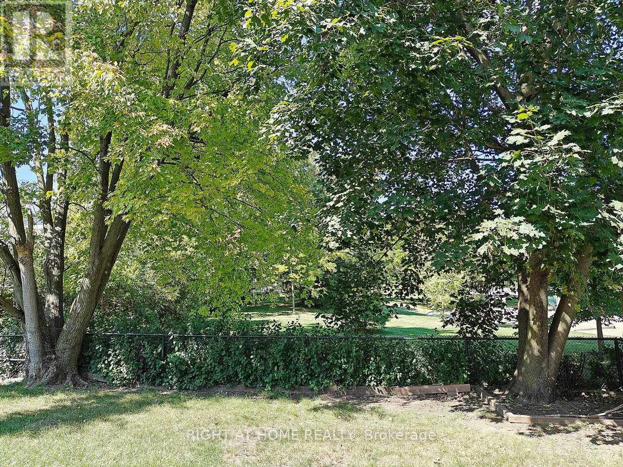 116 Cooperage Crescent, Richmond Hill, Ontario  L4C 9L8 - Photo 29 - N12458005