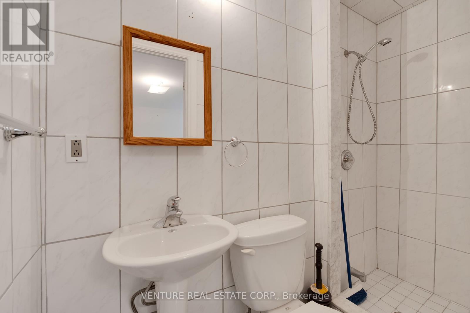 476 Westridge Drive, Vaughan, Ontario  L0J 1C0 - Photo 23 - N12458026