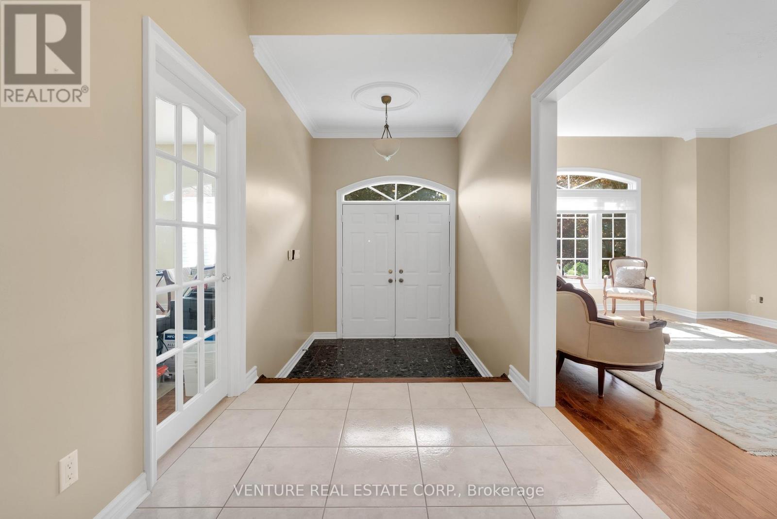 476 Westridge Drive, Vaughan, Ontario  L0J 1C0 - Photo 6 - N12458026