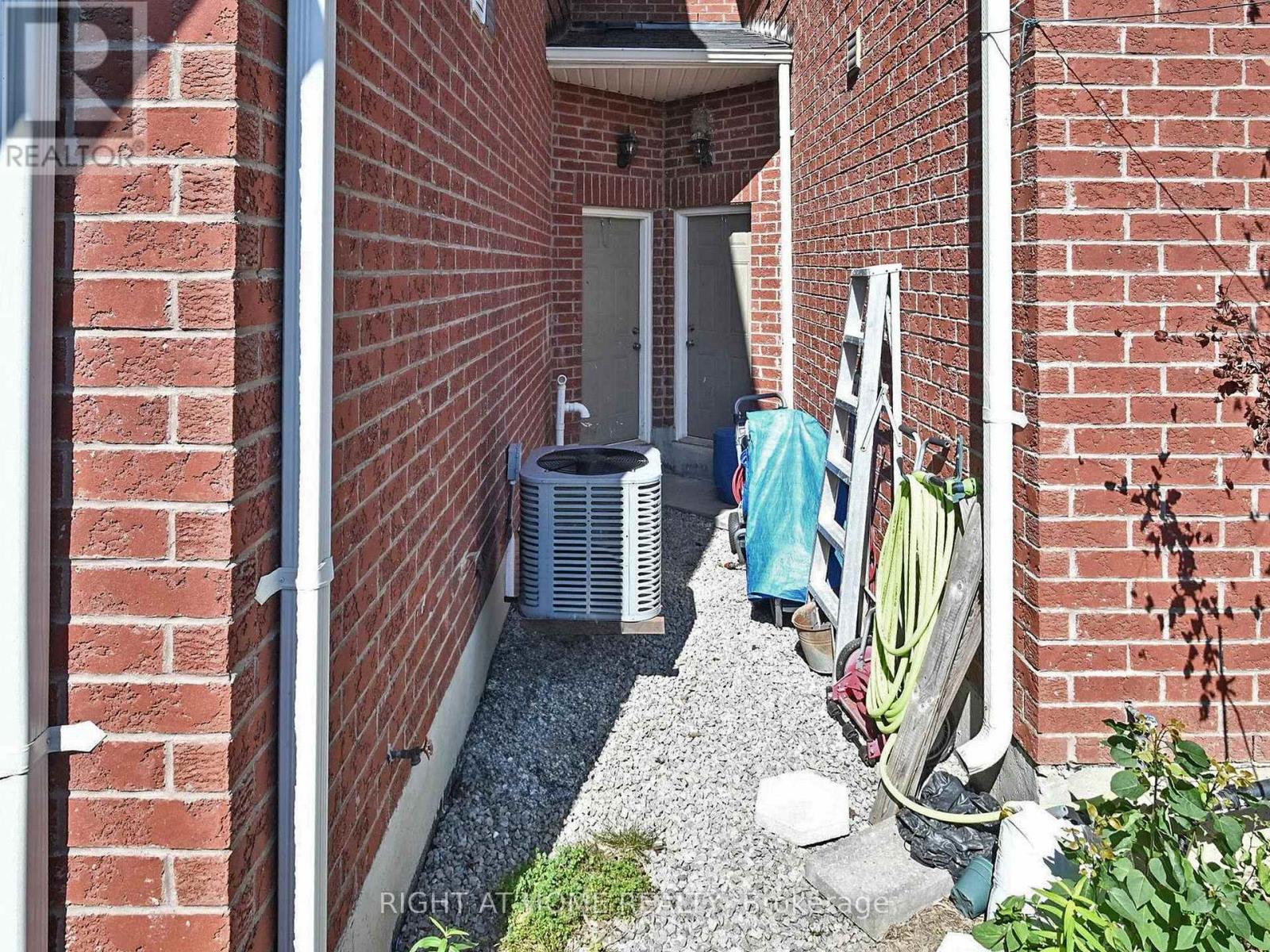 537 Vaughan Court, Milton, Ontario  L9T 8A7 - Photo 42 - W12458008