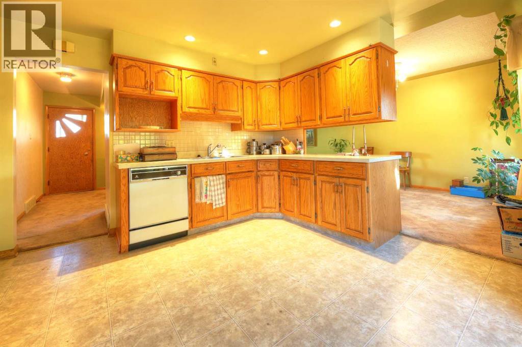 71 Rosery Drive Nw, Calgary, Alberta  T2K 1L4 - Photo 15 - A2263718
