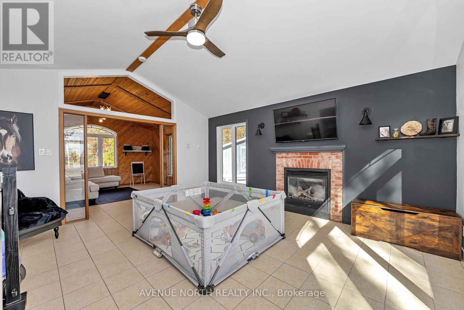 1631 County Rd 2 Road, Alfred And Plantagenet, Ontario  K0B 1C0 - Photo 29 - X12458037