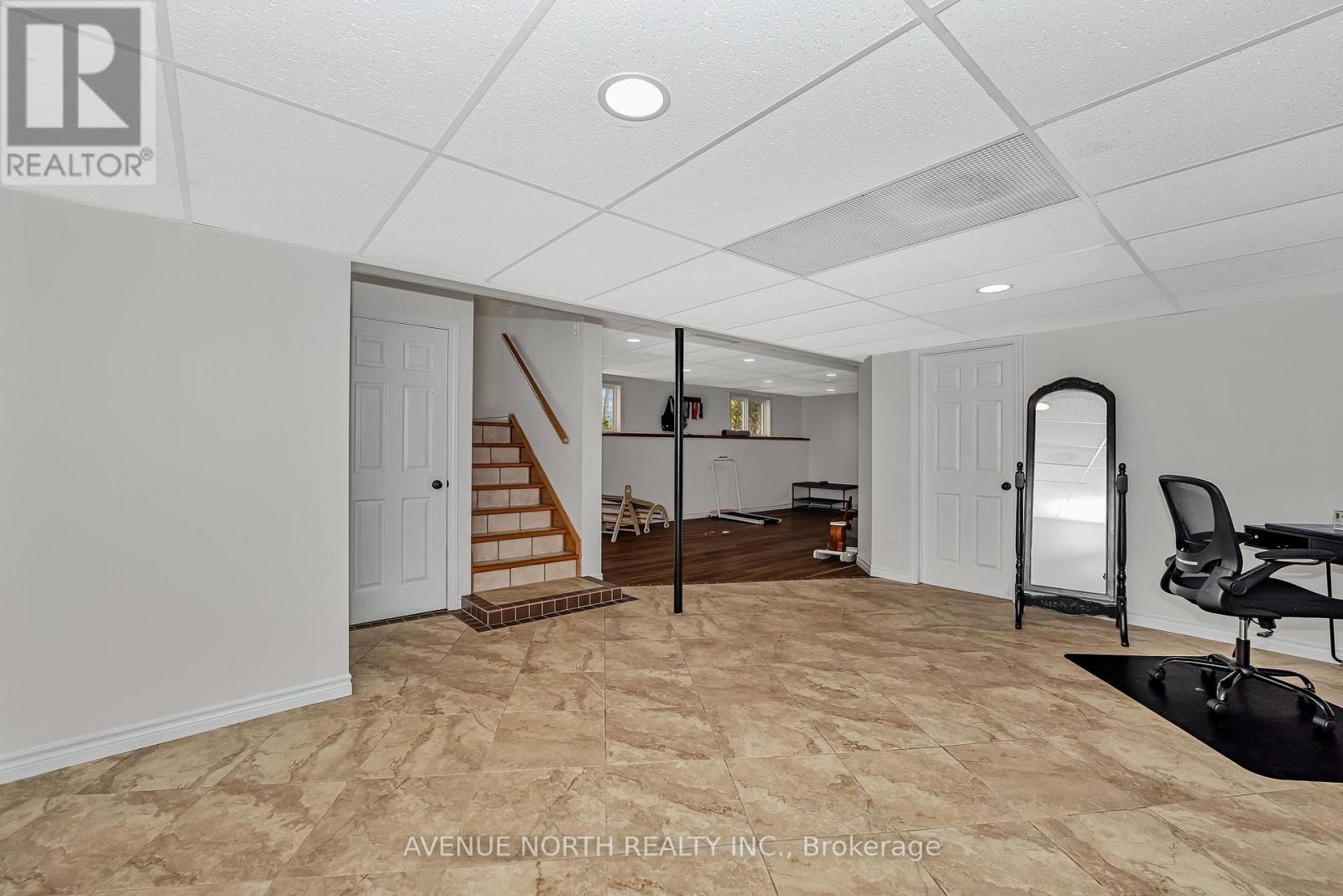 1631 County Rd 2 Road, Alfred And Plantagenet, Ontario  K0B 1C0 - Photo 32 - X12458037